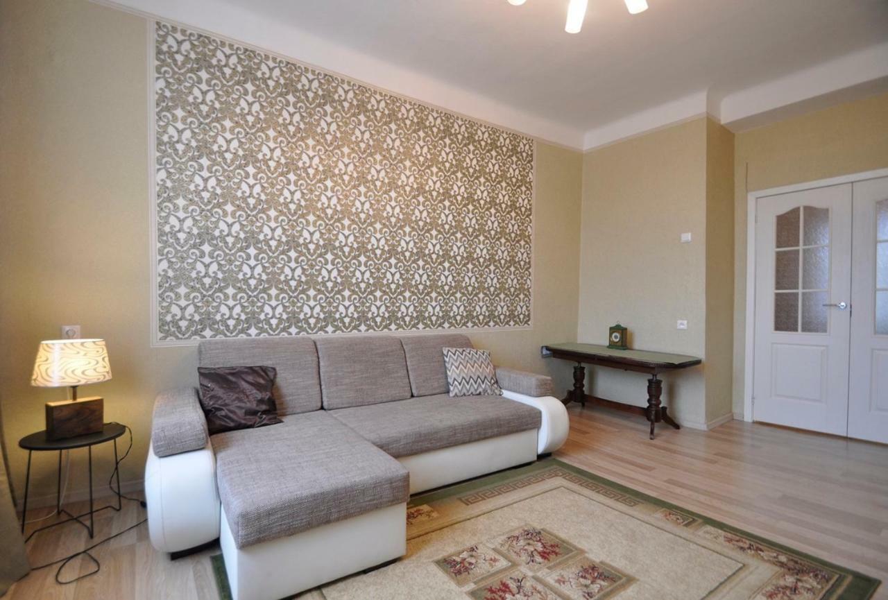Castle View Apartment Нарва Екстериор снимка